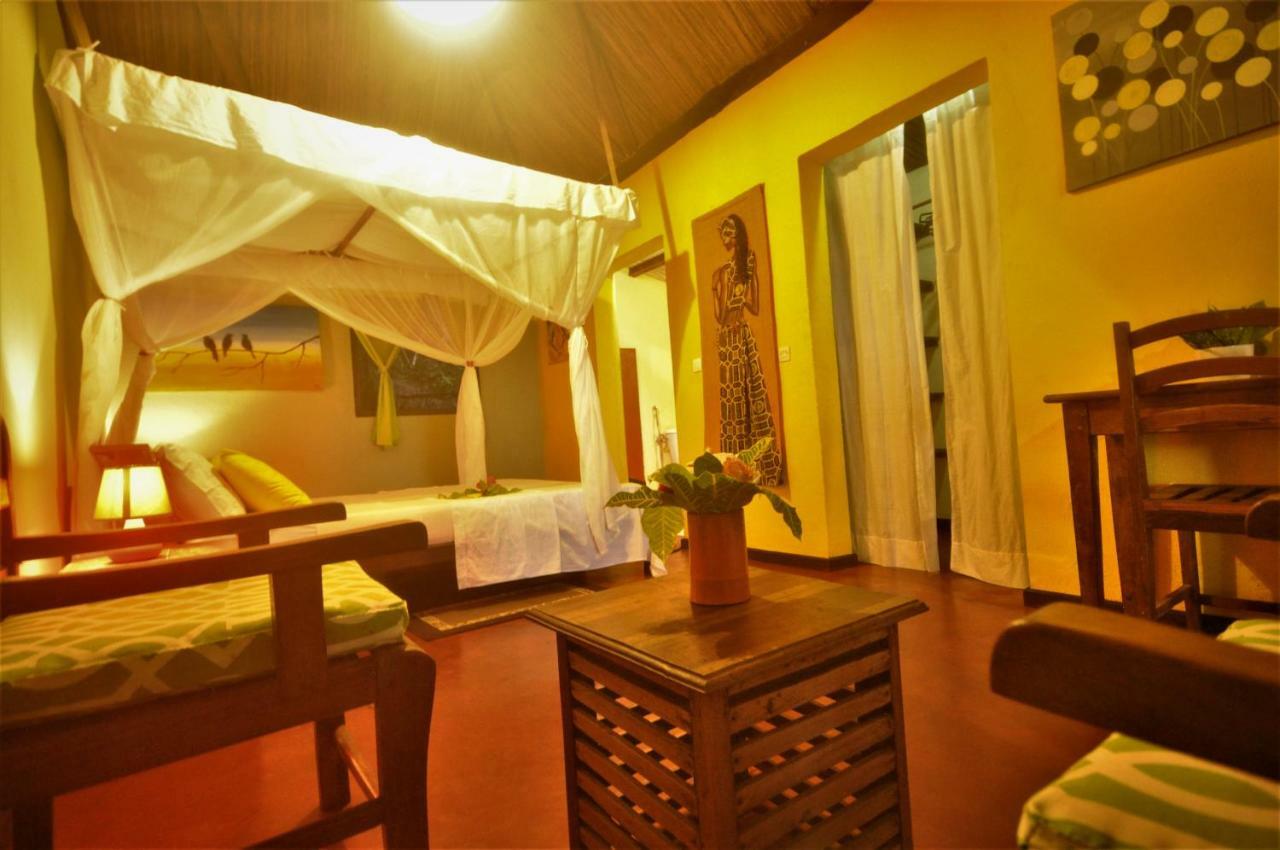 Natiora Green Lodge Ile Sainte-Marie Chambre photo